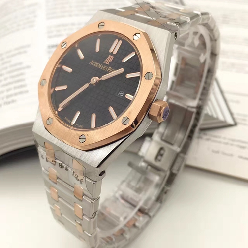 オーデマピゲ時計背面デザイン